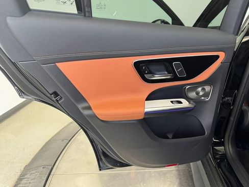 New 2026 Mercedes-Benz GLC 300 image 38