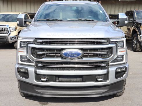 Used 2022 Ford F350 Platinum image 2