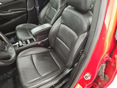 Used 2017 Chevrolet Cruze Premier FWD image 14