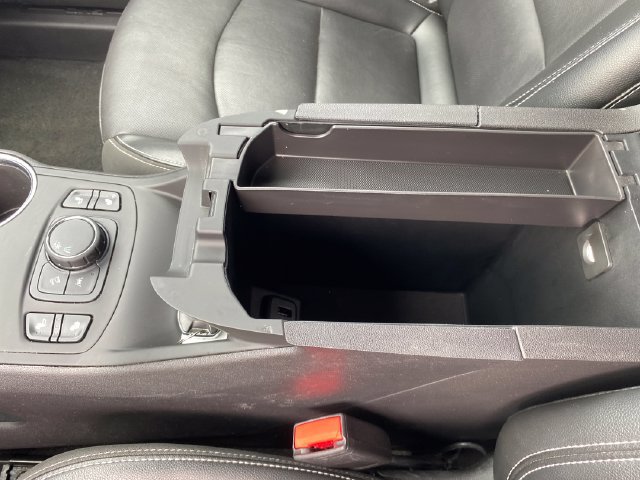 Certified 2024 GMC Terrain SLT FWD image 14