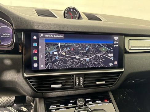Certified 2023 Porsche Cayenne Platinum Edition AWD/4WD image 27