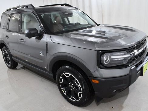 New 2025 Ford Bronco Sport Outer Banks w/ Outer Banks Tech Package+ AWD/4WD image 5