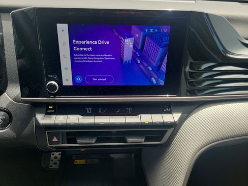 Certified 2025 Toyota Camry SE w/ Convenience Package FWD image 23