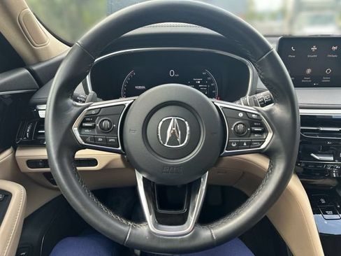 Used 2023 Acura MDX SH-AWD image 16