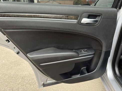 Used 2016 Chrysler 300 C image 14