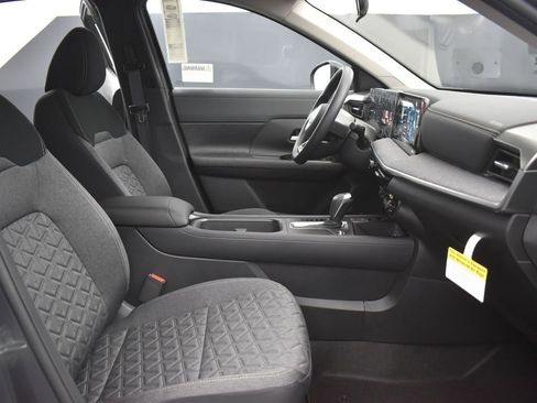 New 2026 Nissan Kicks SV w/ Illumination Package image 22