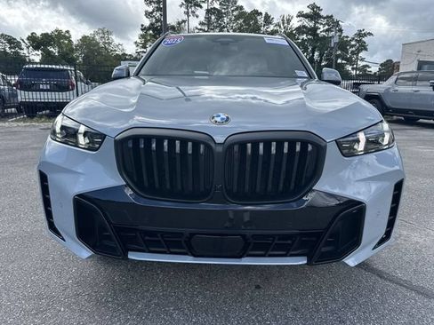 Used 2025 BMW X5 sDrive40i w/ M Sport Package RWD image 9