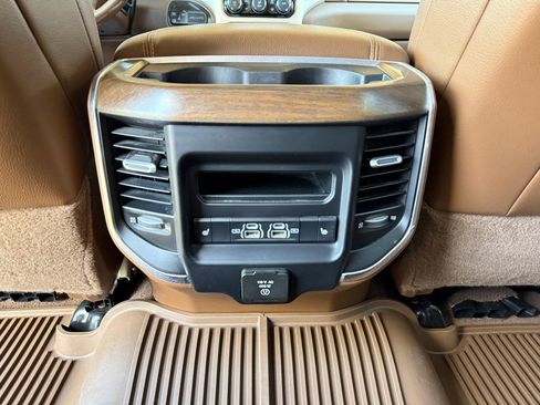 Used 2022 RAM 3500 Laramie AWD/4WD image 22