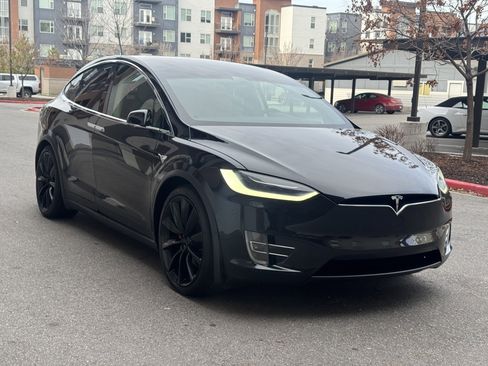 Used 2017 Tesla Model X P100D image 12