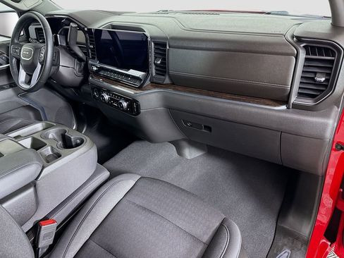 Used 2023 GMC Sierra 1500 Elevation image 17