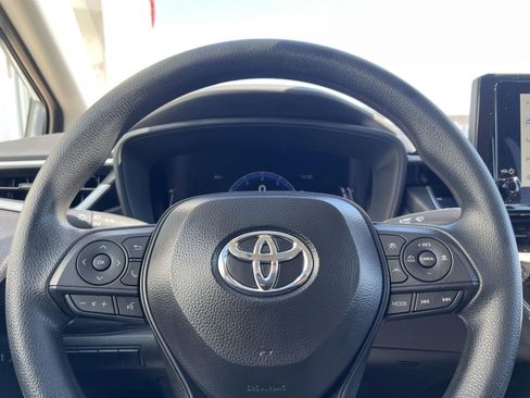 Used 2026 Toyota Corolla LE w/ LE Premium Package image 19