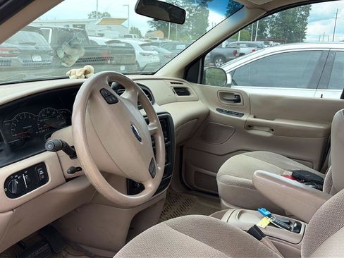 Used 2002 Ford Windstar LX FWD image 3