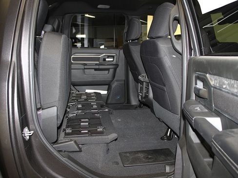New 2026 RAM 2500 Big Horn AWD/4WD image 36