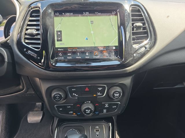 Used 2018 Jeep Compass Limited w/ Navigation Group AWD/4WD image 10