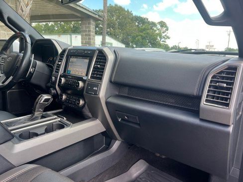 Used 2019 Ford F150 Raptor w/ Equipment Group 802A Luxury image 27