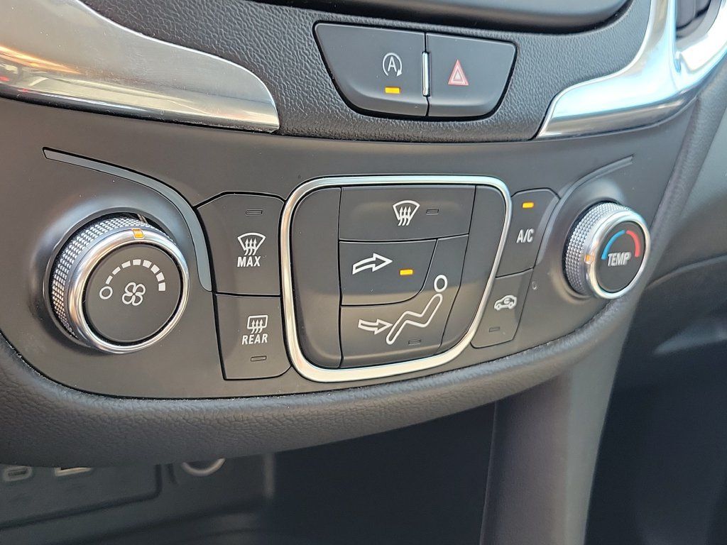 Used 2022 Chevrolet Equinox LT AWD/4WD image 29