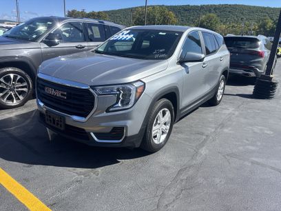 Used 2024 GMC Terrain SLE