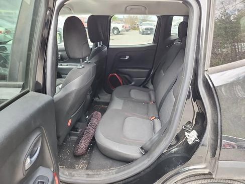 Used 2017 Jeep Renegade Trailhawk image 26