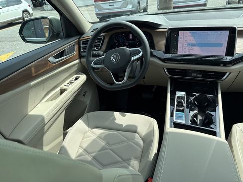 New 2026 Volkswagen Atlas SE AWD/4WD image 10