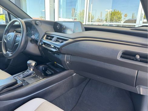 Used 2021 Lexus UX 250h w/ Accessory Package (Z2) AWD/4WD image 21