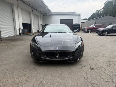 Used 2013 Maserati GranTurismo Sport RWD image 2