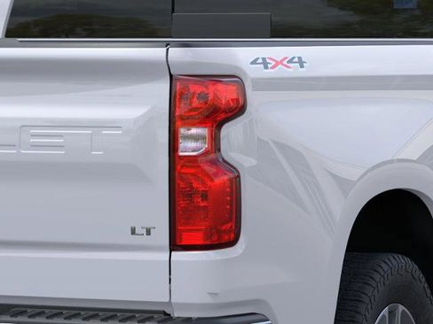 New 2026 Chevrolet Silverado 1500 LT image 12
