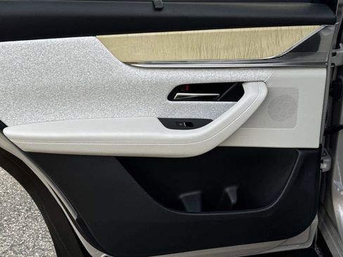 Used 2025 MAZDA CX-90 3.3 Turbo S w/ Premium Plus image 11