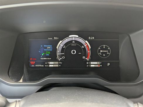 Used 2023 Toyota Tundra Platinum image 31