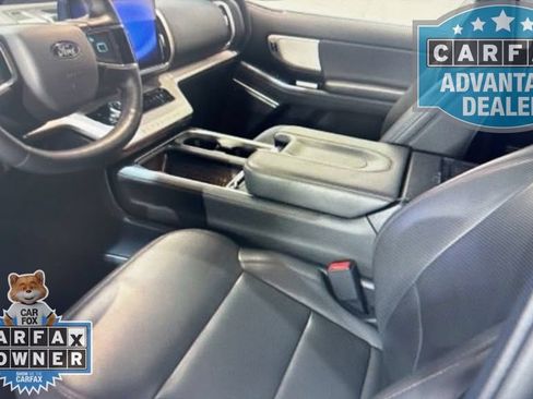 Used 2025 Ford Expedition Active RWD image 8