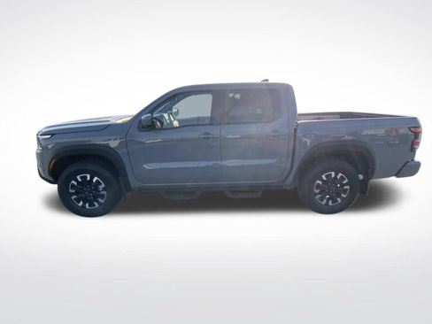 Used 2023 Nissan Frontier PRO-4X w/ Pro Convenience Package AWD/4WD image 2