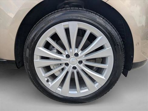 New 2025 Land Rover Range Rover SE image 10