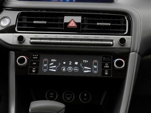 New 2026 Genesis G70 2.5T image 15