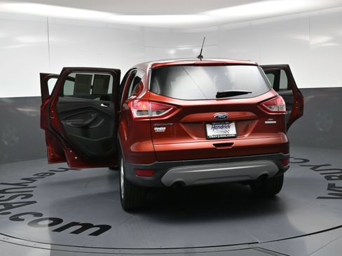 Used 2016 Ford Escape SE FWD image 27