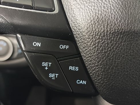 Used 2019 Ford Escape SEL AWD/4WD image 34