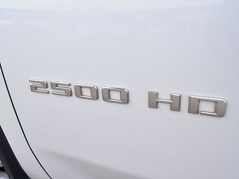 Used 2021 Chevrolet Silverado 2500 High Country w/ Z71 Off-Road Package image 9