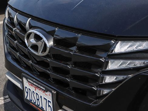 Used 2023 Hyundai Tucson SEL w/ Convenience Package FWD image 3