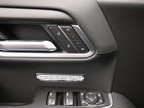 New 2026 GMC Sierra 1500 Denali AWD/4WD image 17