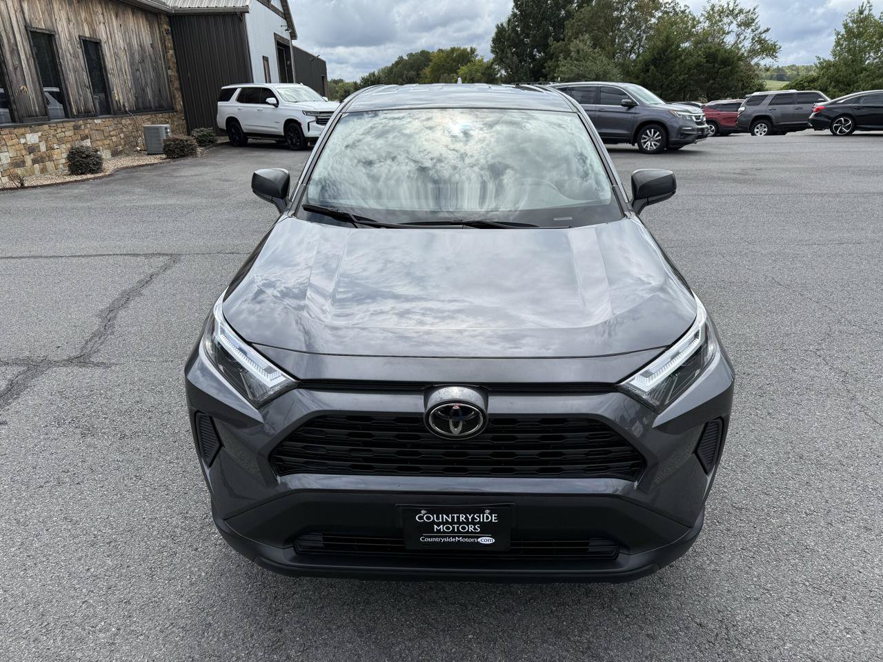 Used 2024 Toyota RAV4 LE FWD image 10