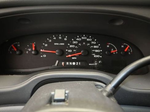 Used 2008 Ford E-150 and Econoline 150 RWD image 7
