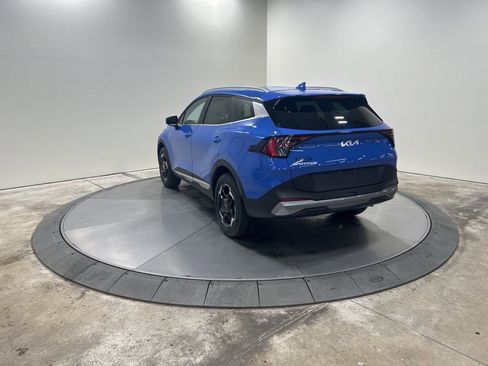New 2026 Kia Sportage EX image 7