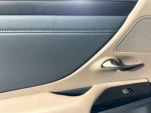 New 2025 Lexus ES 350 350 image 21