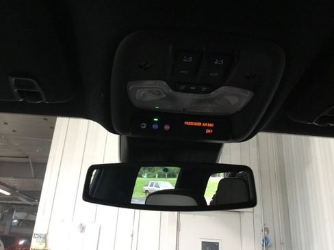 New 2024 GMC Canyon AT4X w/ AT4X AEV Edition image 41