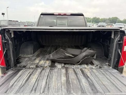 Used 2020 Chevrolet Silverado 1500 High Country w/ Technology Package AWD/4WD image 9