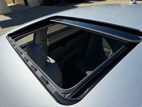 Used 2012 Mercedes-Benz S 550 image 33