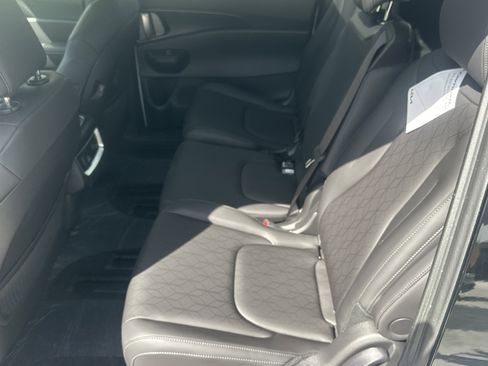 New 2026 Kia Carnival SX FWD image 12