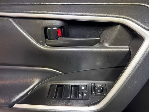 Certified 2023 Toyota RAV4 LE AWD/4WD image 22