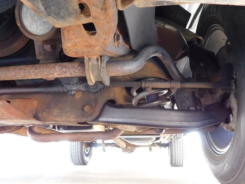 Used 1993 Chevrolet Silverado 1500 2WD Regular Cab image 40
