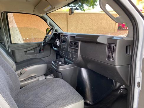 Used 2025 Chevrolet Express 2500 w/ Driver Convenience Package RWD image 38
