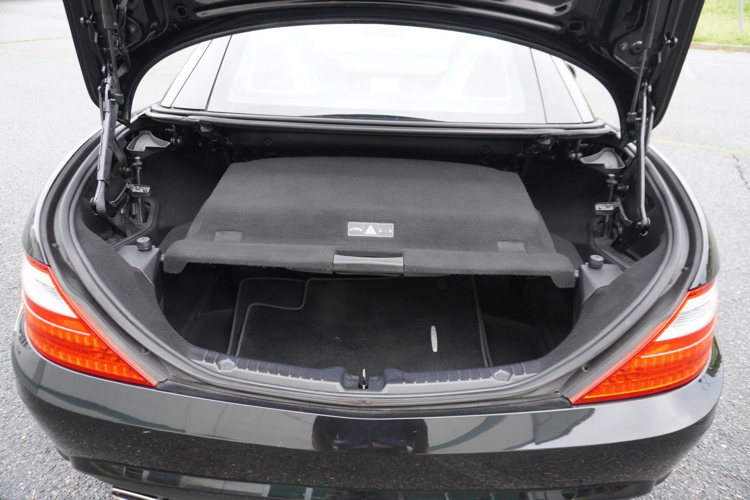Used 2015 Mercedes-Benz SLK 350 image 19