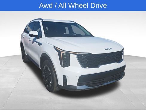 Used 2025 Kia Sorento S AWD/4WD image 8